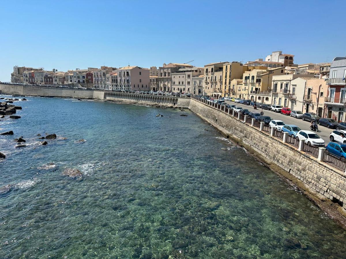 Suite Moen Ortigia Syracuse Exterior foto