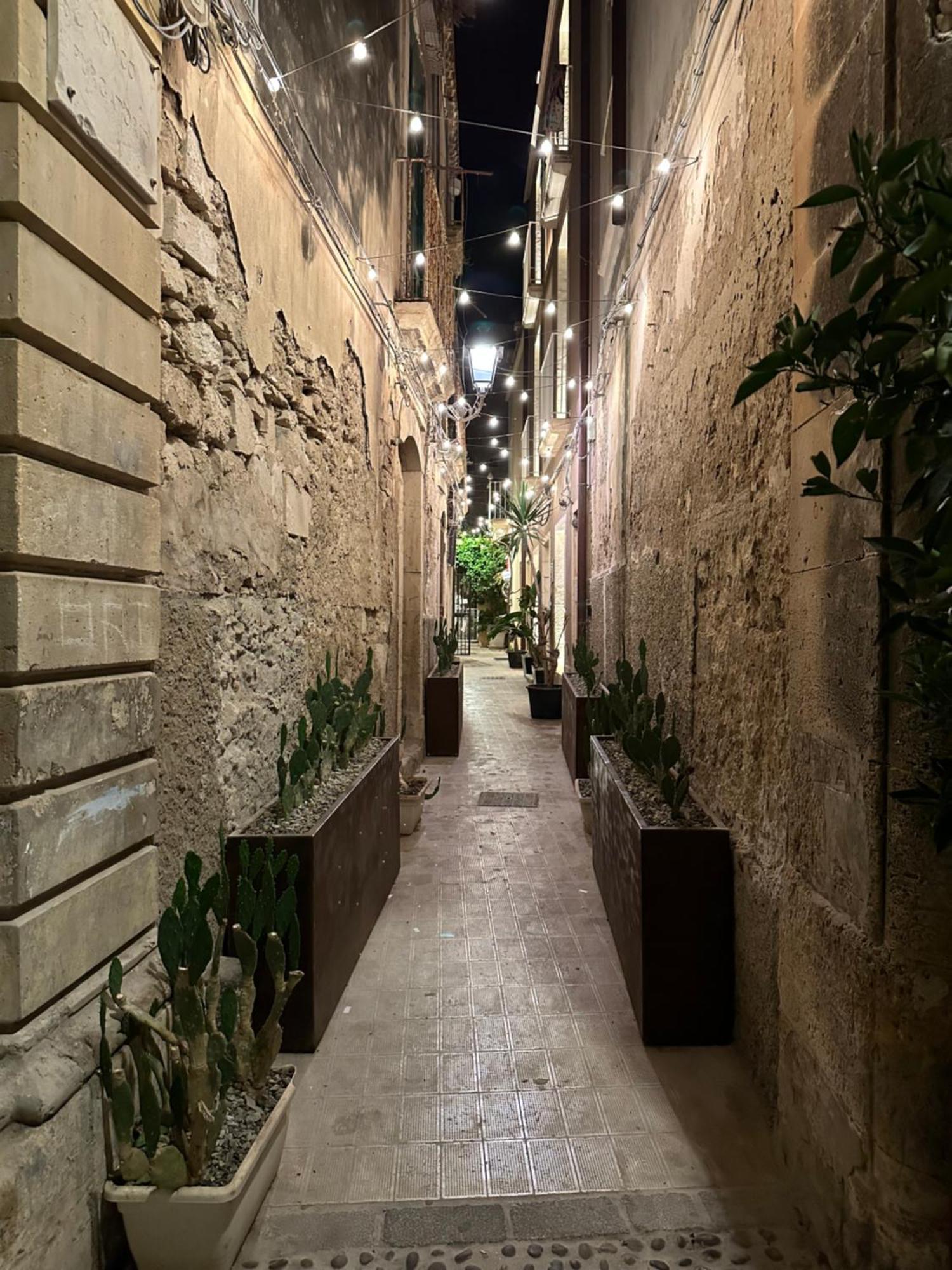 Suite Moen Ortigia Syracuse Exterior foto